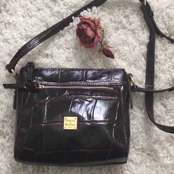 dooney and bourke croco crossbody